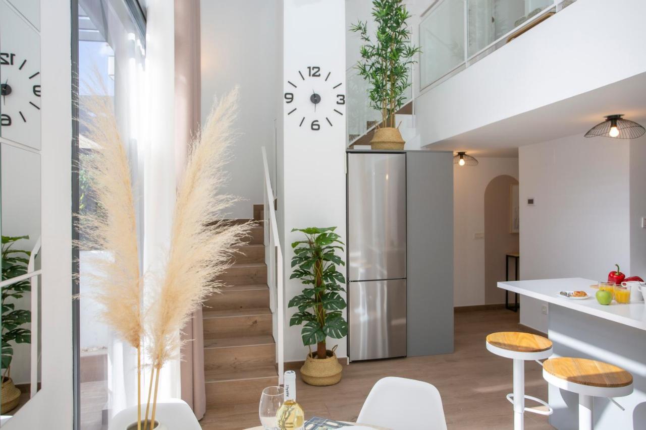 Singularstays Arena Appartement *